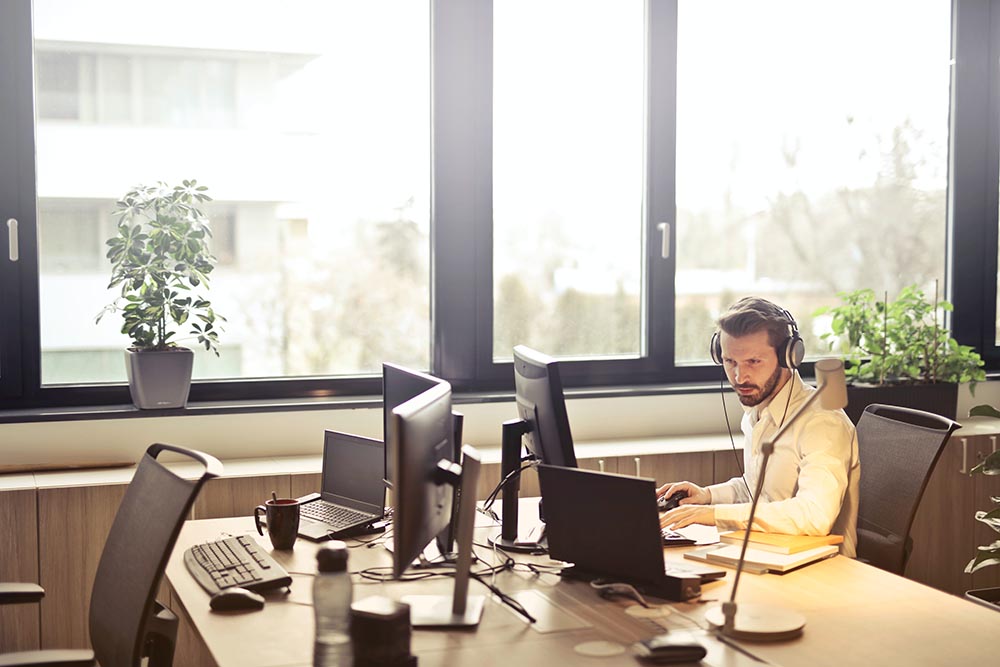 support client communication helpdesk solution